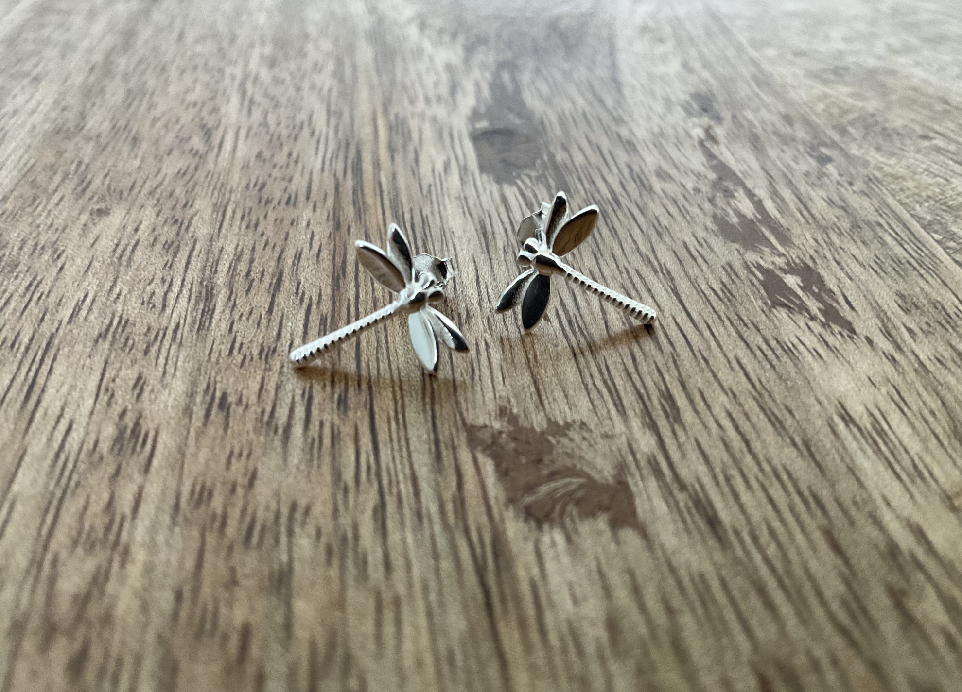 Dragonfly Stud Earrings - Click Image to Close